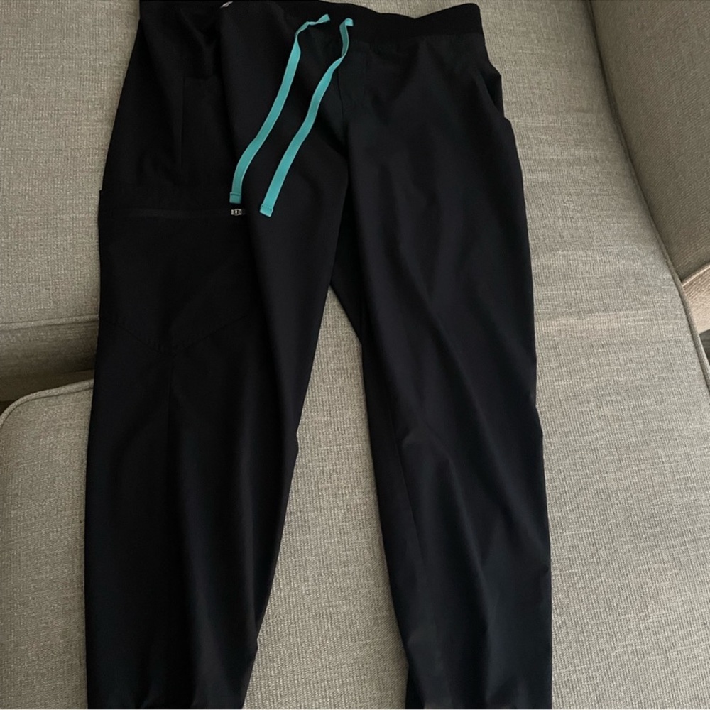Figs Limited Edition Zamora Jogger Scrubs